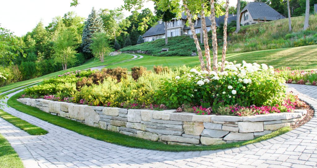 hardscapes-retaining-wall